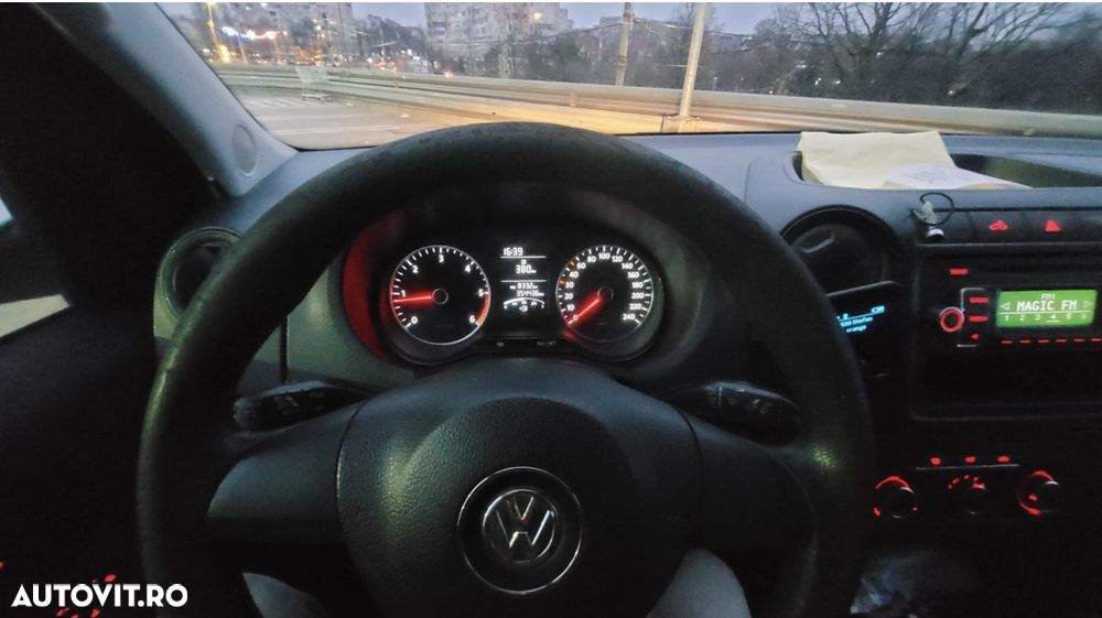 Volkswagen Amarok 2.0 TDI 4x4 Cabina Dubla - 8