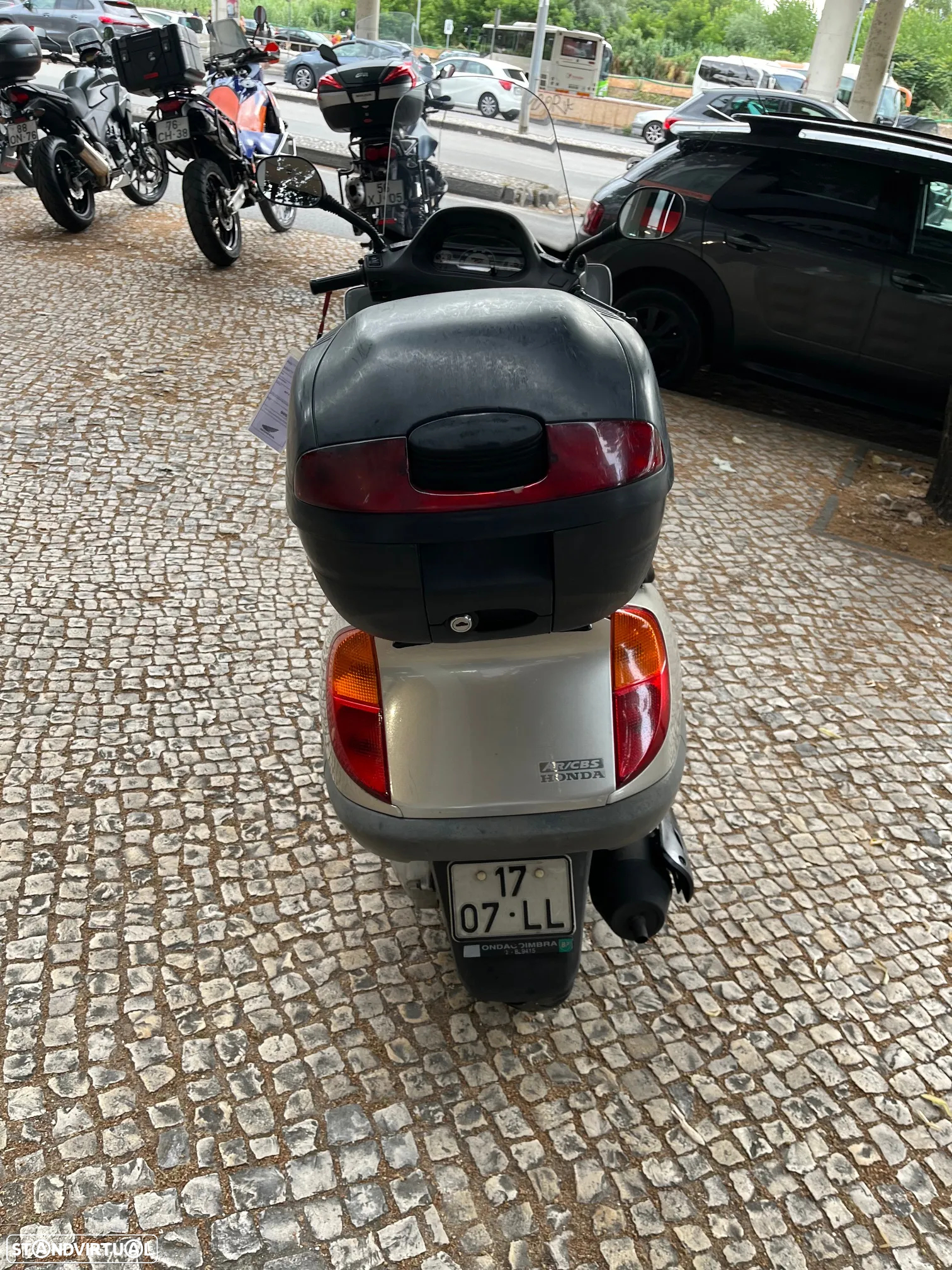 Honda FES PHANTEON 125 - 4