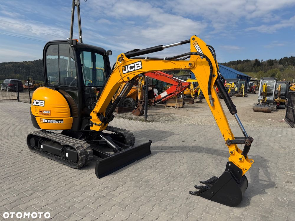 JCB 8026 - 8