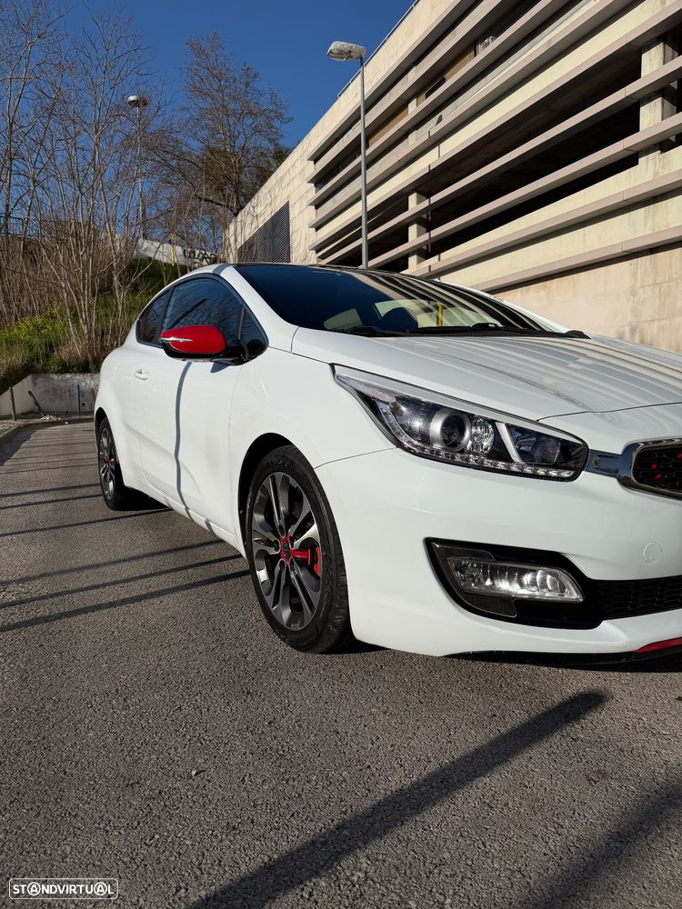 Kia Ceed S Coupé 1.6 CRDi TX - 1