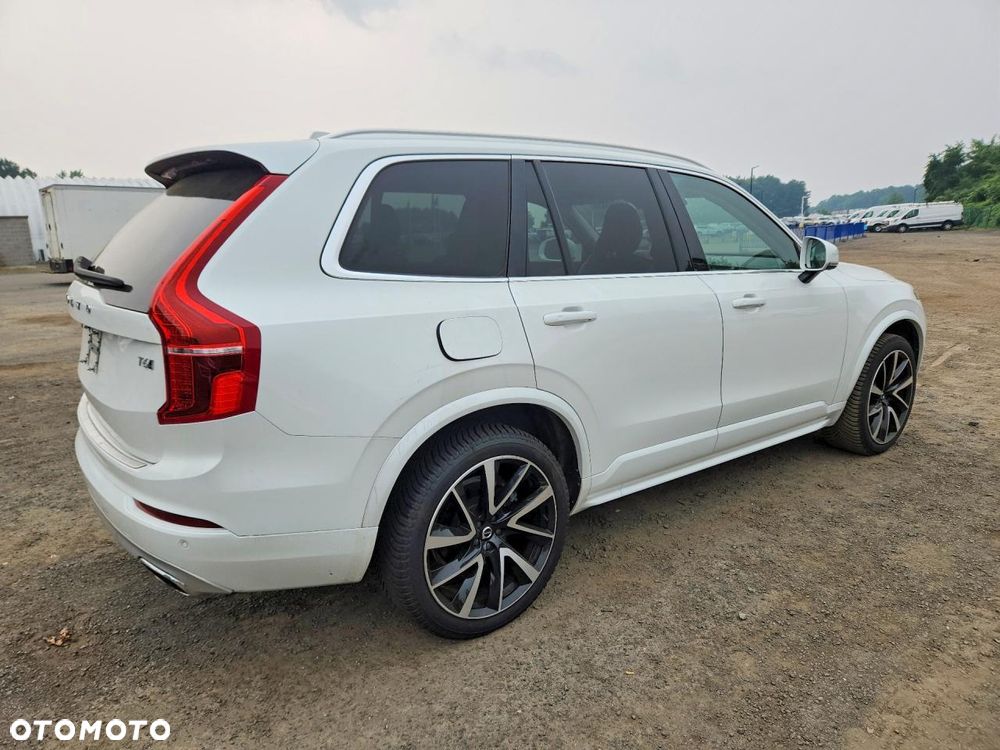 Volvo XC 90 T5 AWD Momentum 7os - 2