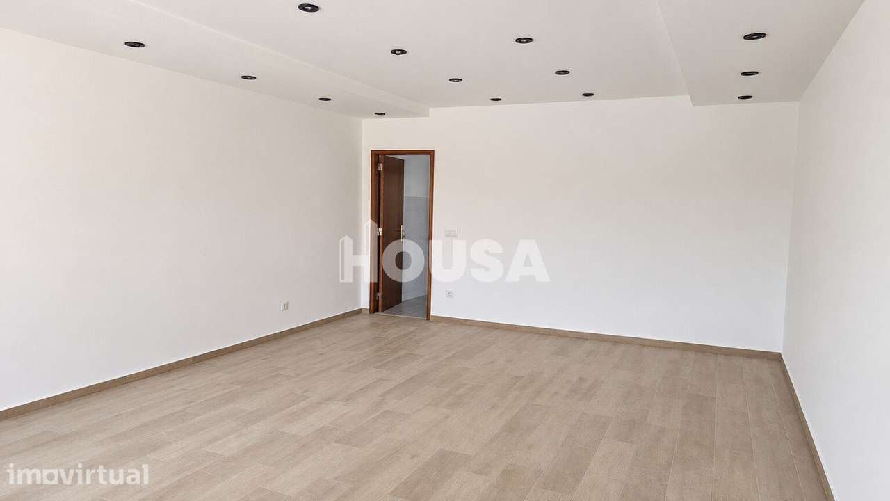 Moradia T3 Renovada | Azoia – Leiria - Grande imagem: 5/19