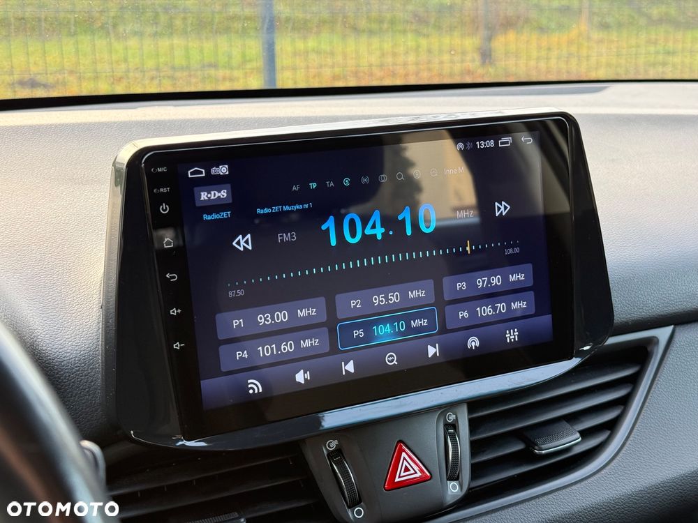 Hyundai i30 1.5 DPI Classic + - 11