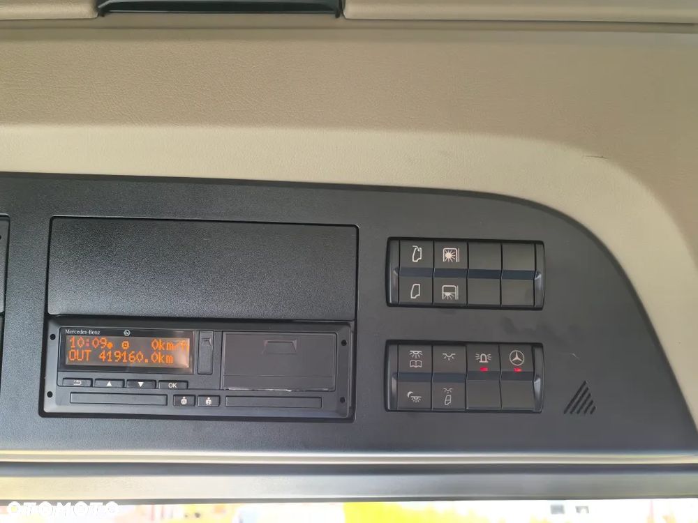 Mercedes-Benz Actros L 1848 LSnRL // Regulowane Siodło // NOWE OPONY // GigaSpace // 2 zbiorniki // Bi-Xenon // - 23