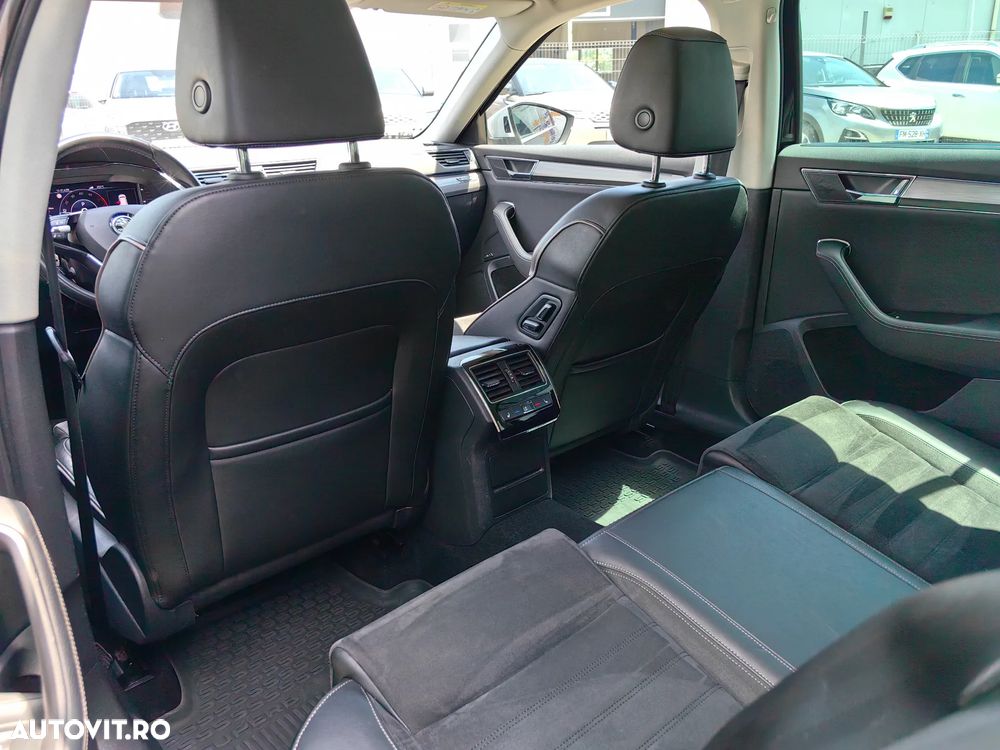 Skoda Superb 2.0 TDI 4X4 DSG Scout - 14