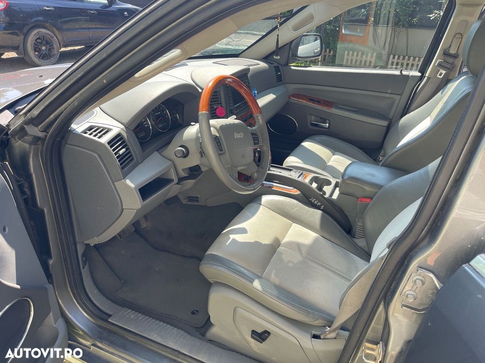 Jeep Grand Cherokee - 5