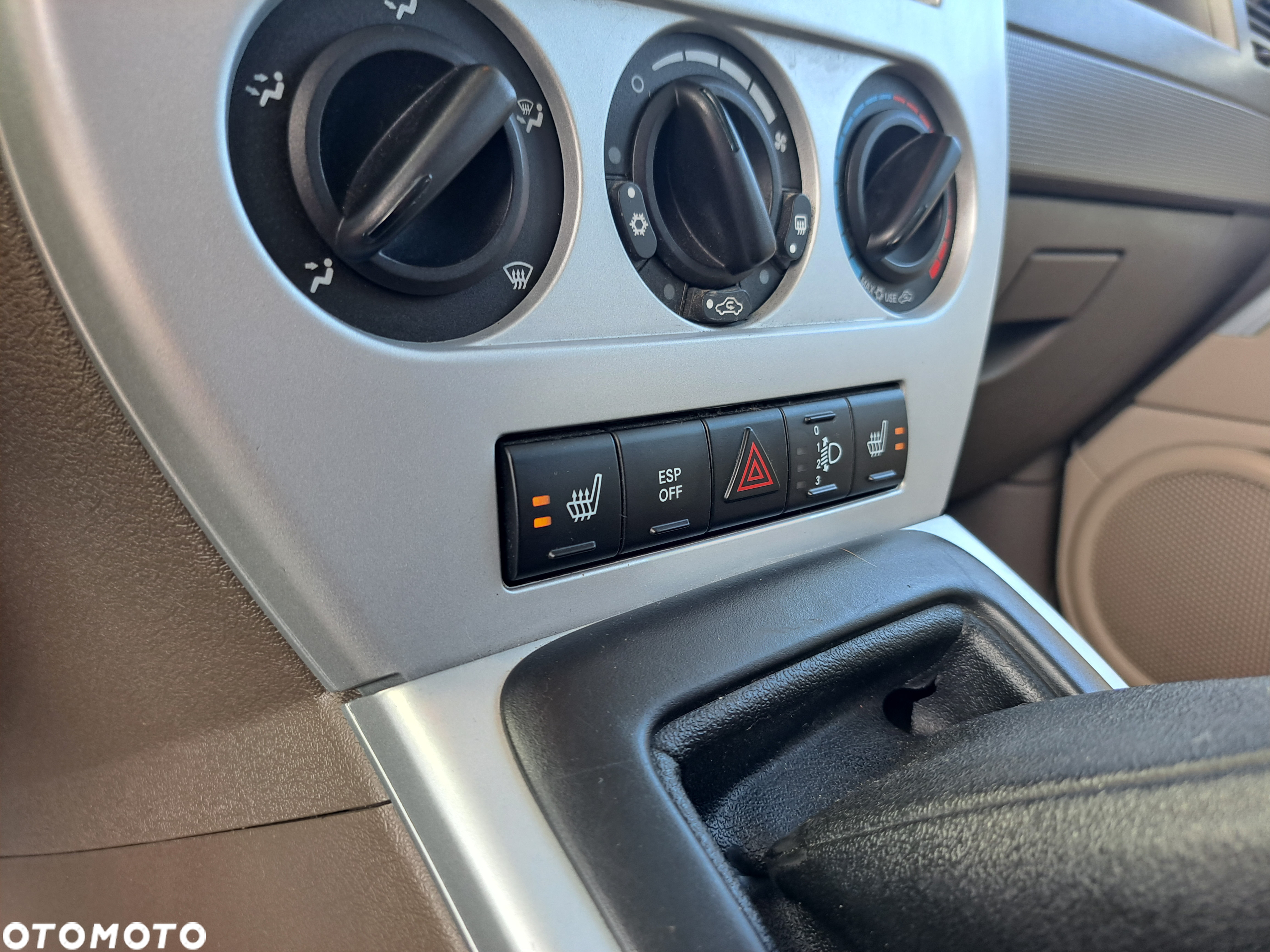 Jeep Patriot - 16