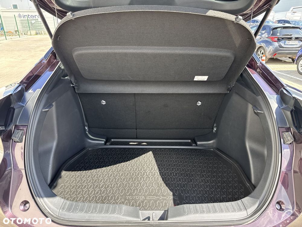 Toyota C-HR 1.8 Hybrid Style - 11