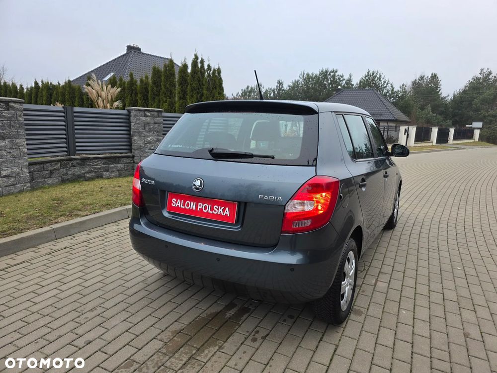 Skoda Fabia - 10