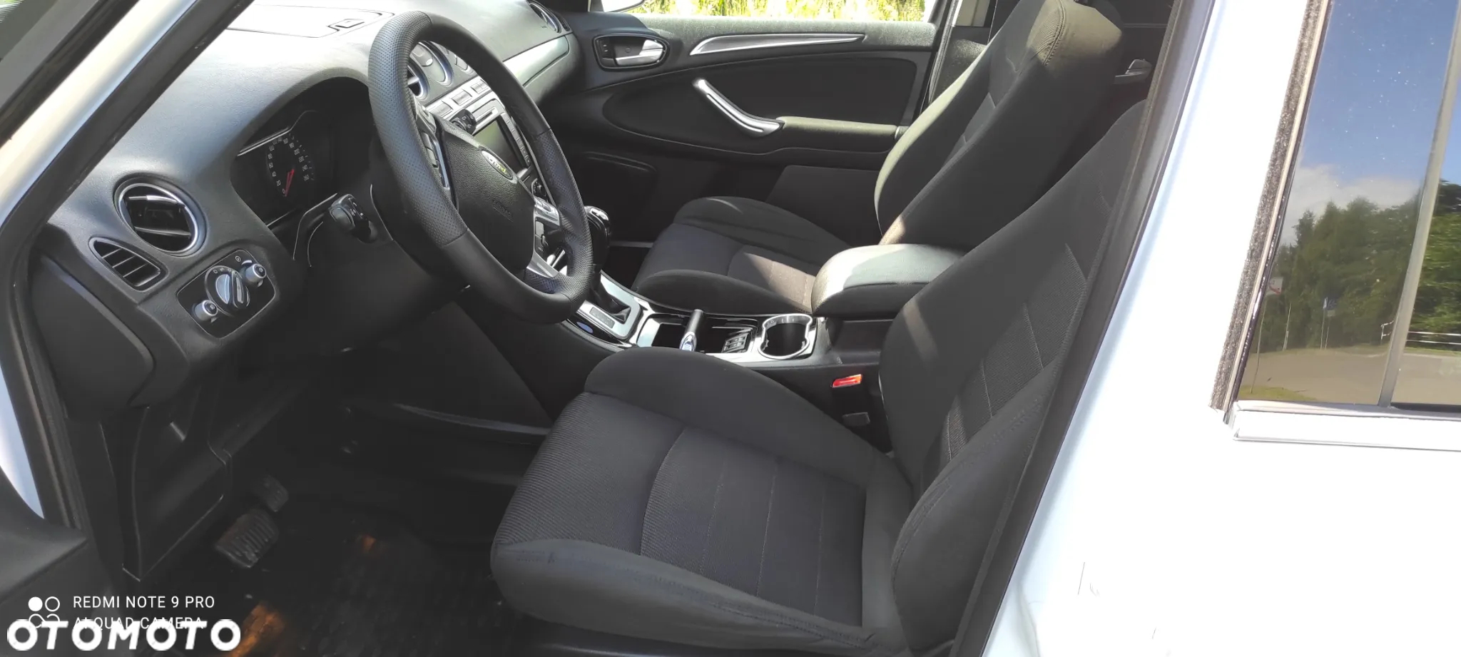 Ford Galaxy 2.0 TDCi DPF Titanium - 13