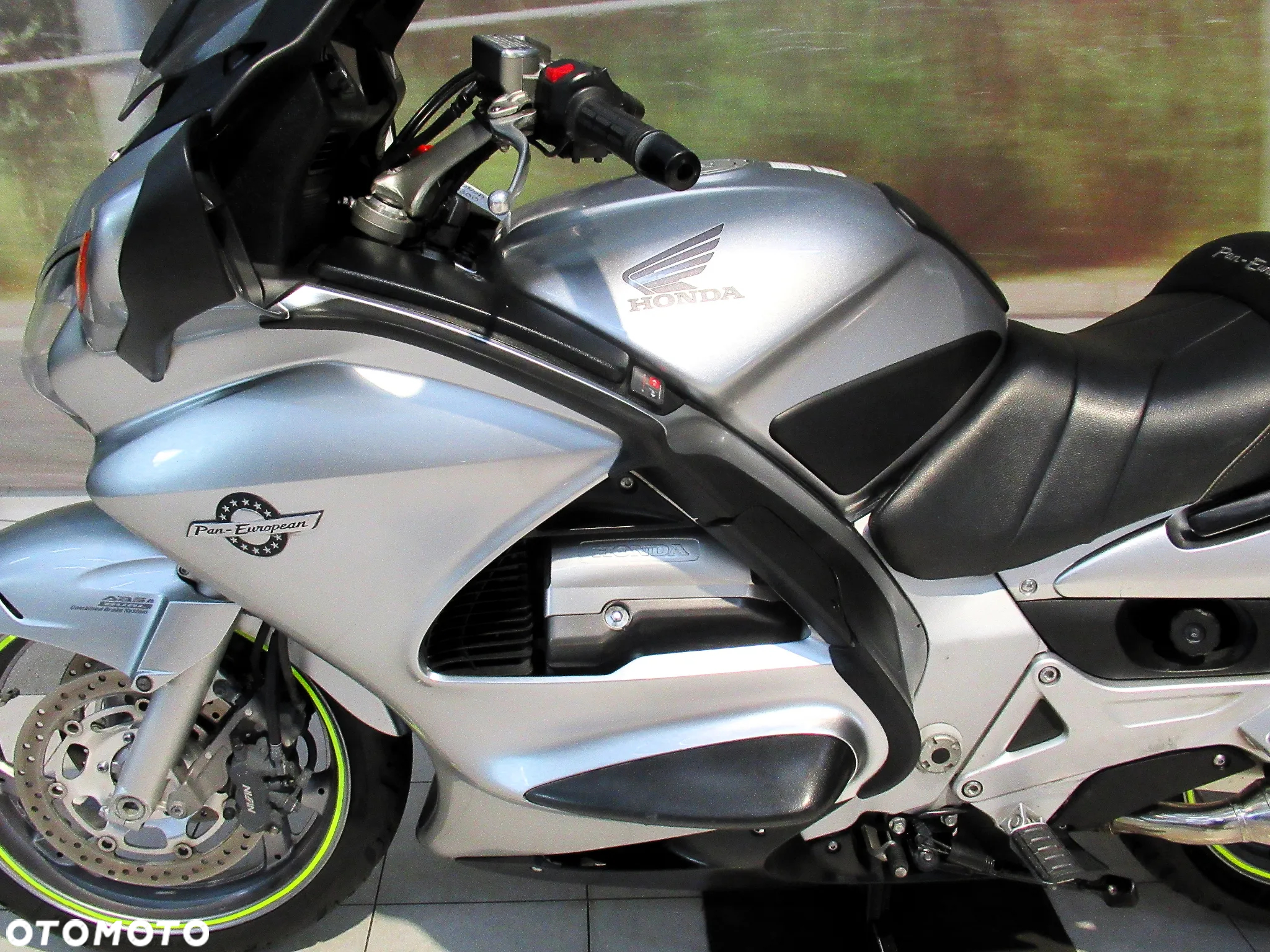 Honda ST - 17
