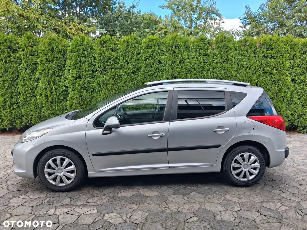 Peugeot 207 - 6