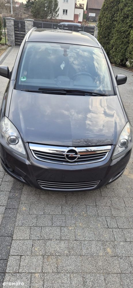 Opel Zafira - 4