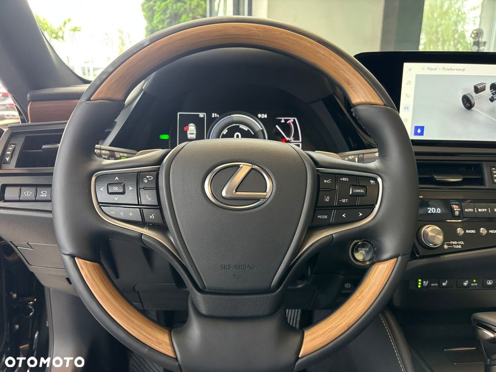 Lexus ES - 14