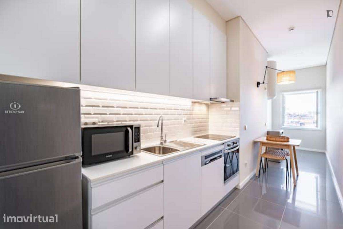 Apartamento com 1 quartos - localizado em Santo Ildefonso Porto - Grande imagem: 3/21
