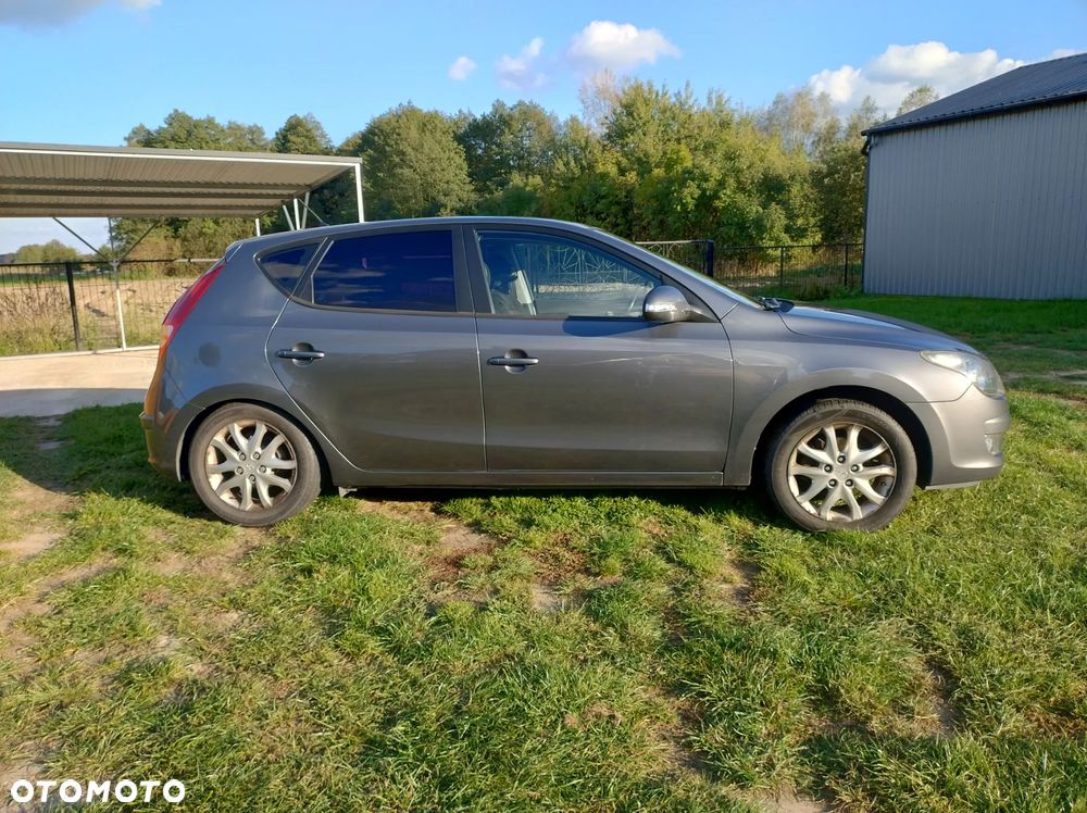 Hyundai i30 1.6 Comfort - 5