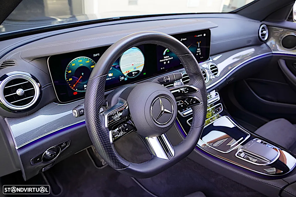 Mercedes-Benz E 300 de AMG Line - 28