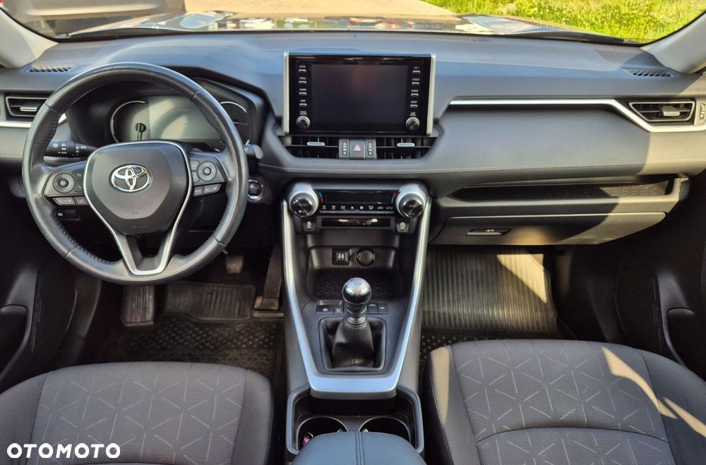 Toyota RAV4 2.0 Comfort 4x2 - 12