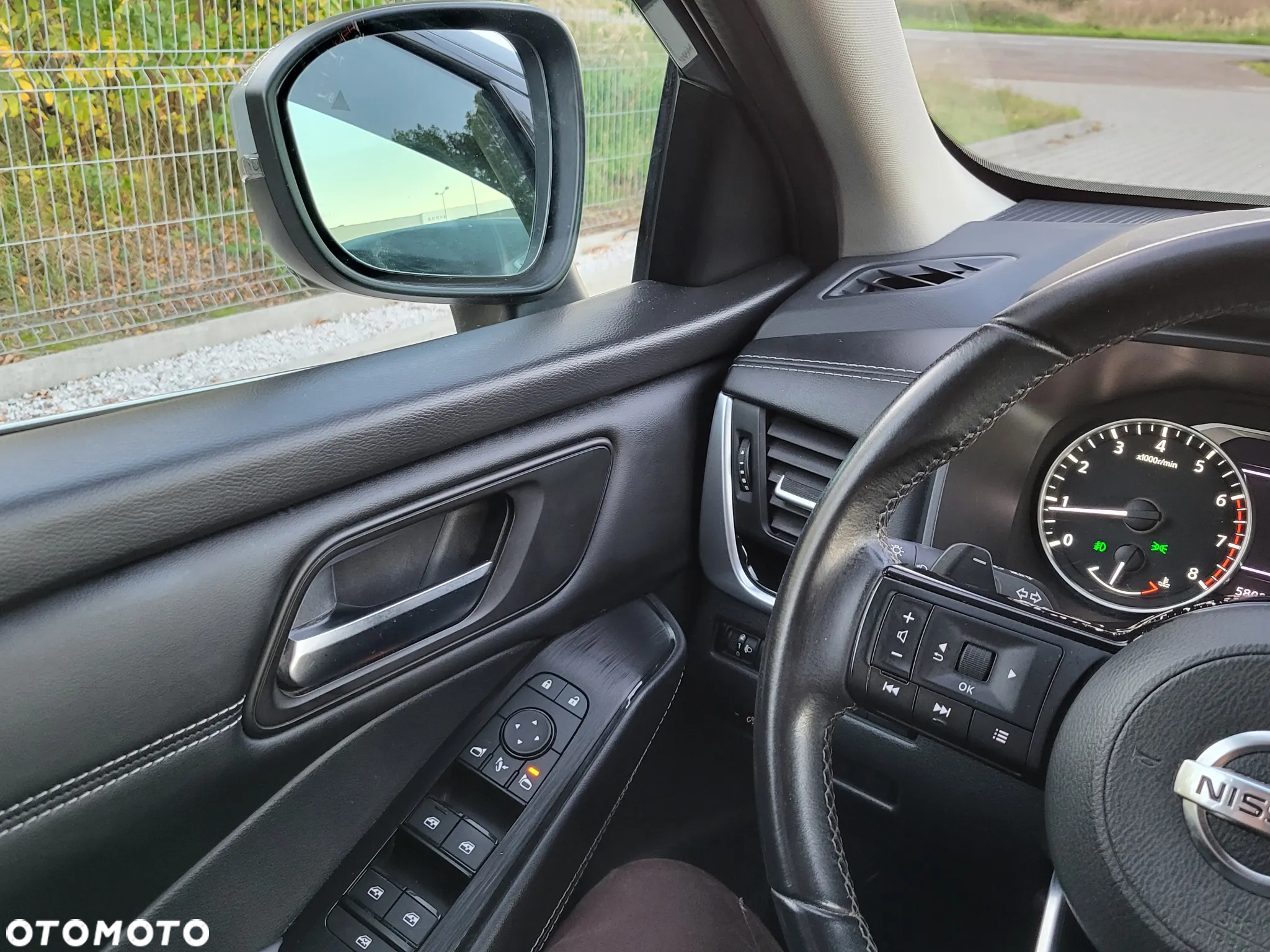 Nissan Qashqai 1.3 DIG-T Acenta DCT - 16