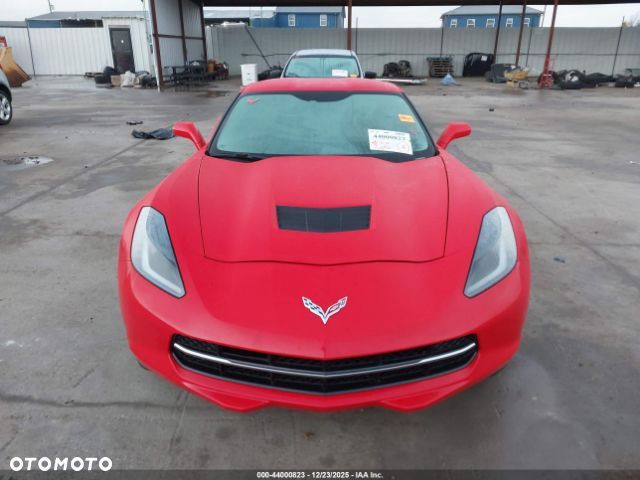 Chevrolet Corvette - 2