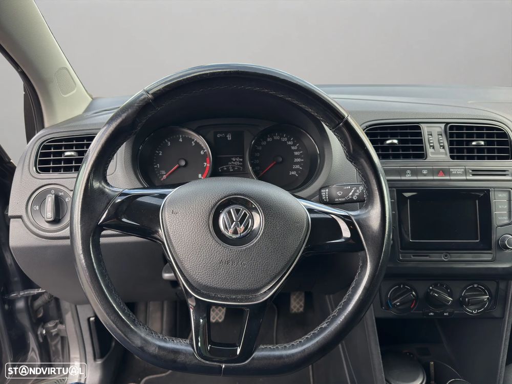 VW Polo 1.0 Trendline - 10