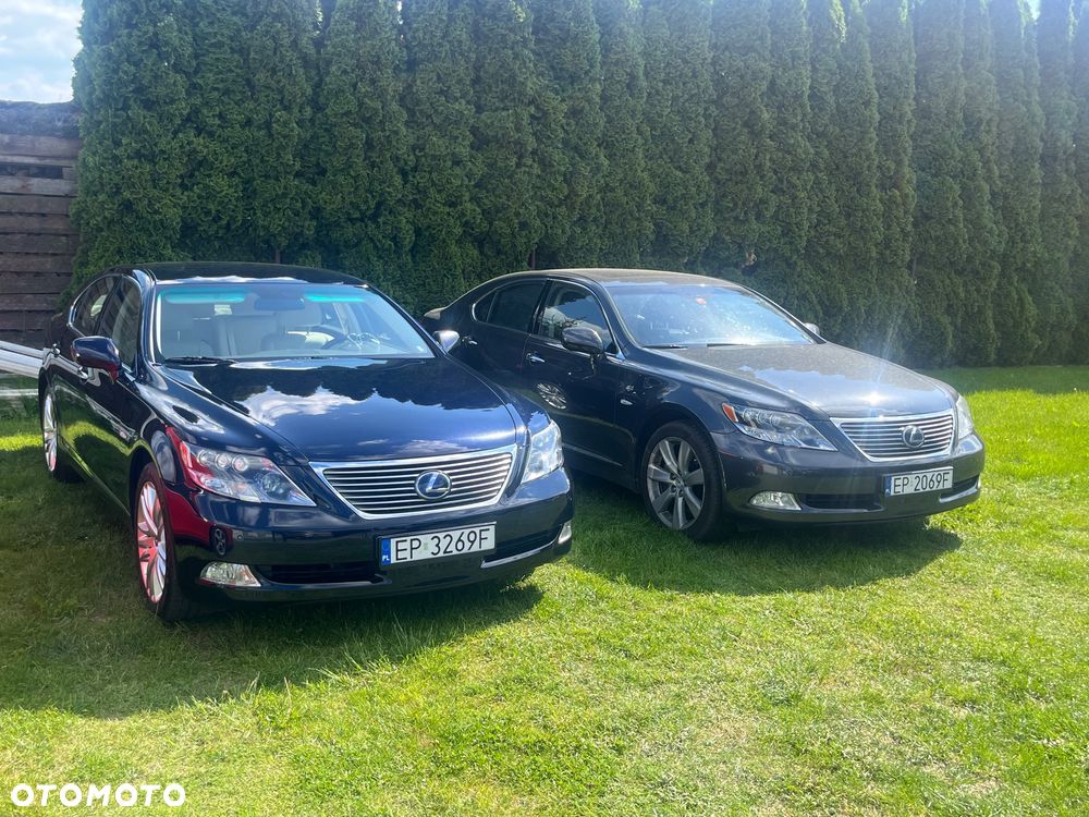Lexus LS 600h - 18