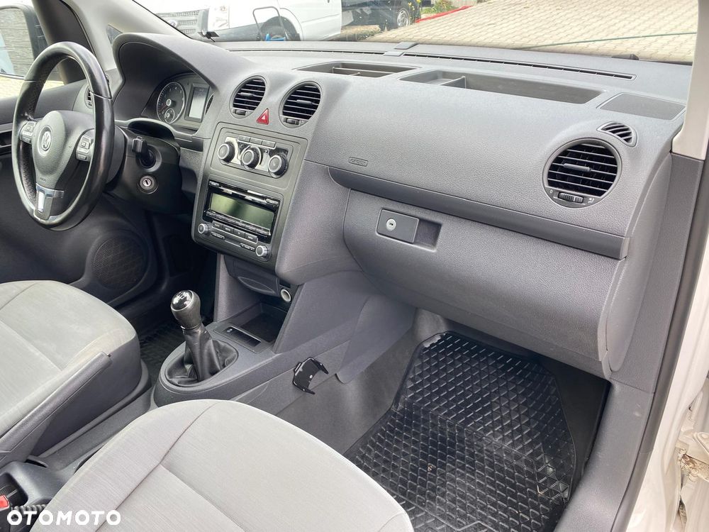 Volkswagen CADDY - 17