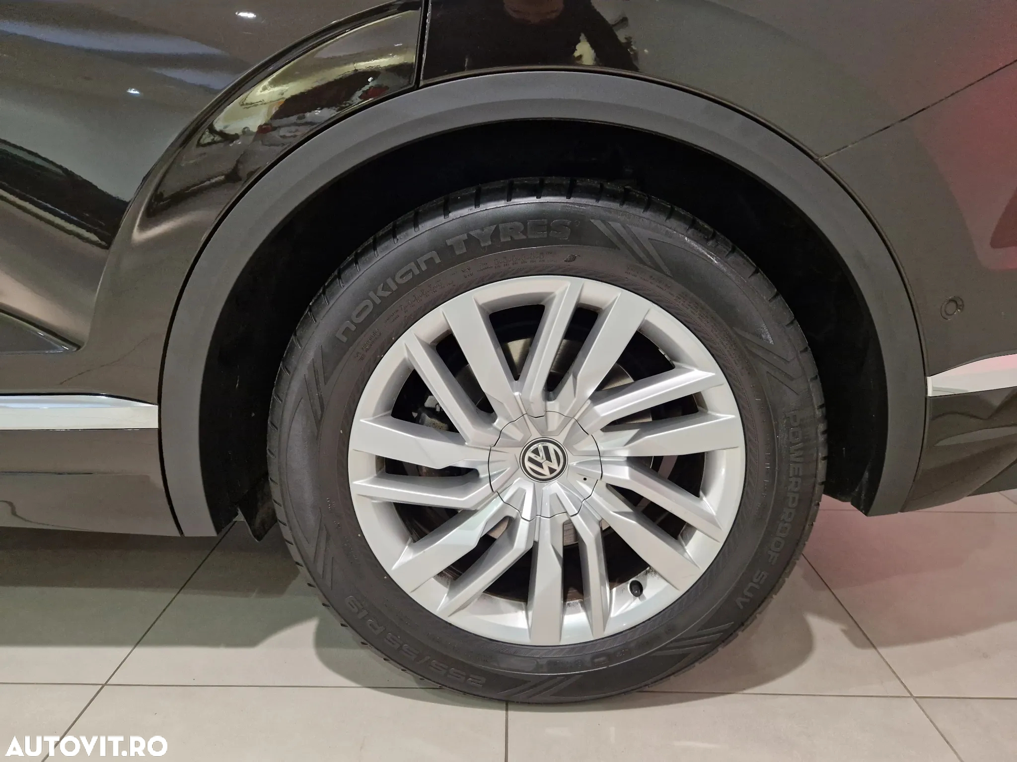 Volkswagen Touareg V6 TDI Elegance - 10
