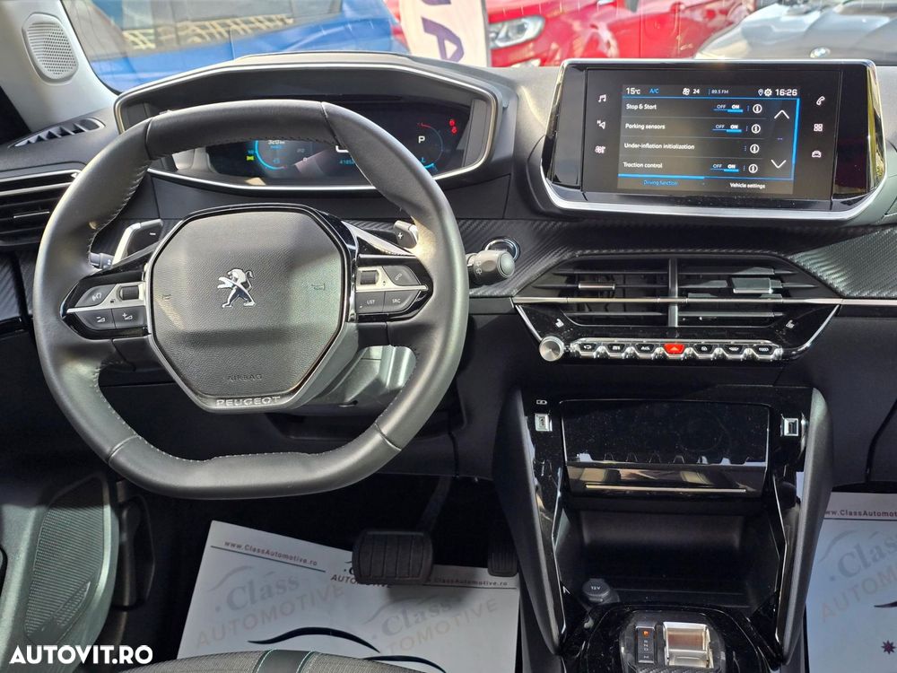 Peugeot 2008 - 12
