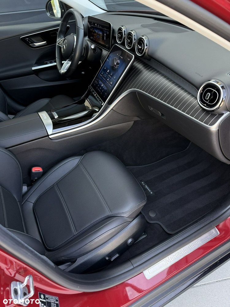 Mercedes-Benz Klasa C 220 d 4Matic All-Terrain 9G-TRONIC Avantgarde - 23