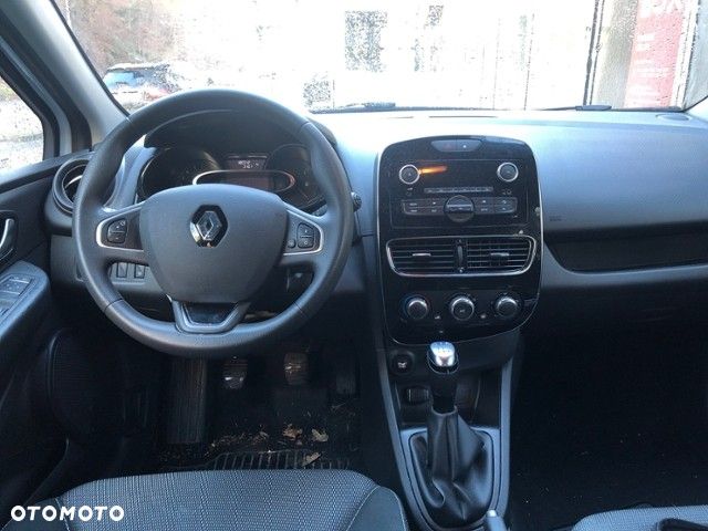 Renault Clio - 5