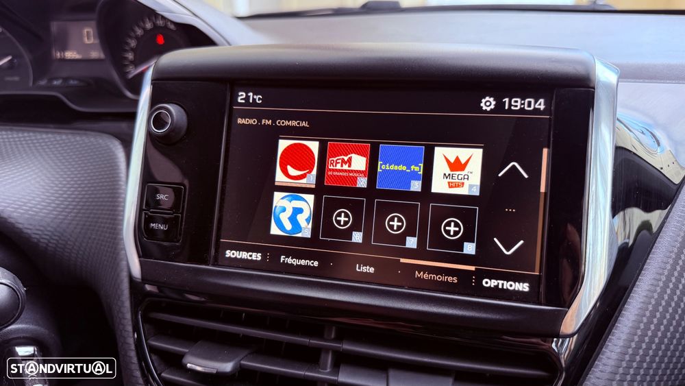 Peugeot 2008 1.2 PureTech Style - 8