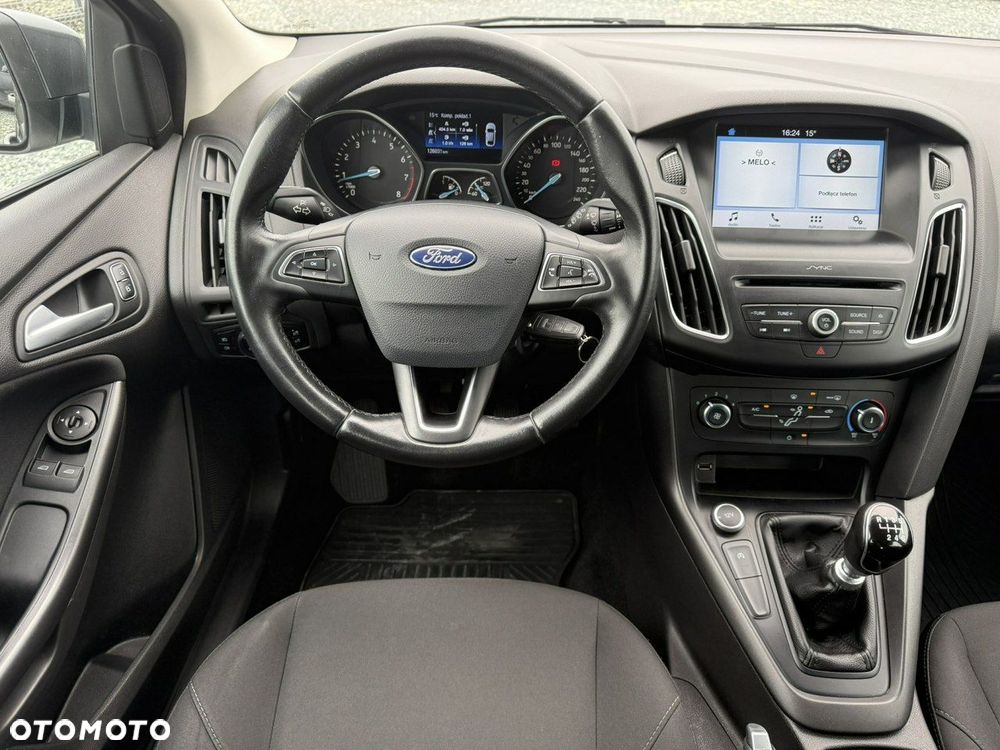 Ford Focus - 8