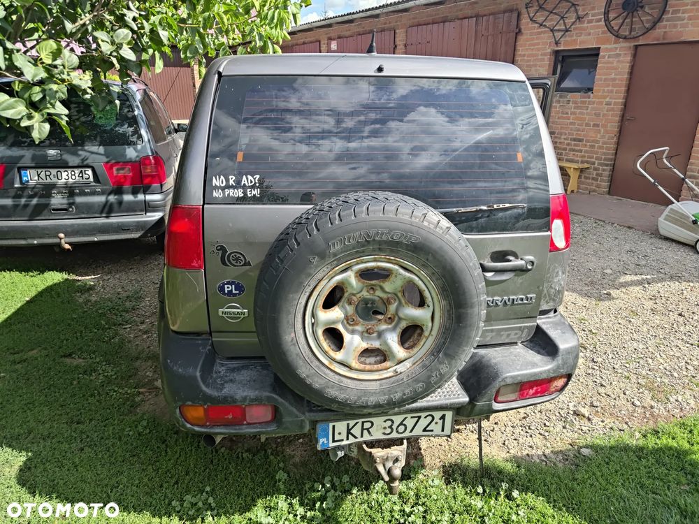 Nissan Terrano 2.7 TDi Comfort - 4