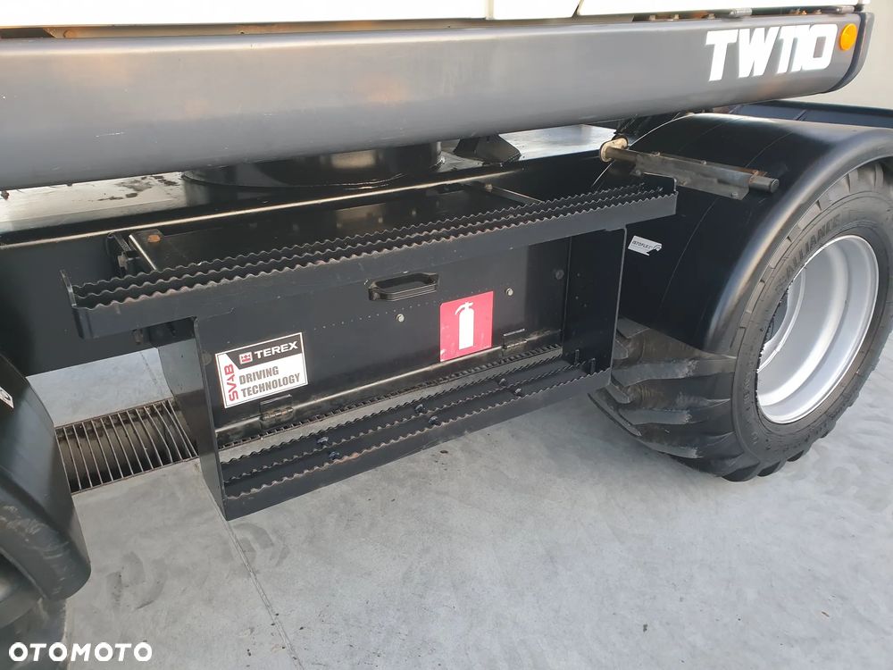 Terex TW 110 ROTOTILT/SZCZYPCE 3-ŁYŻKI SPROWADZONY PIĘKNY STAN - 9