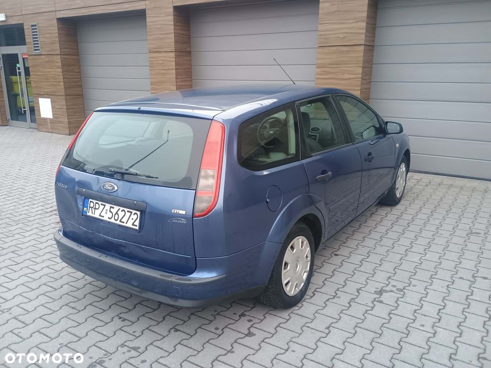 Ford Focus - 4