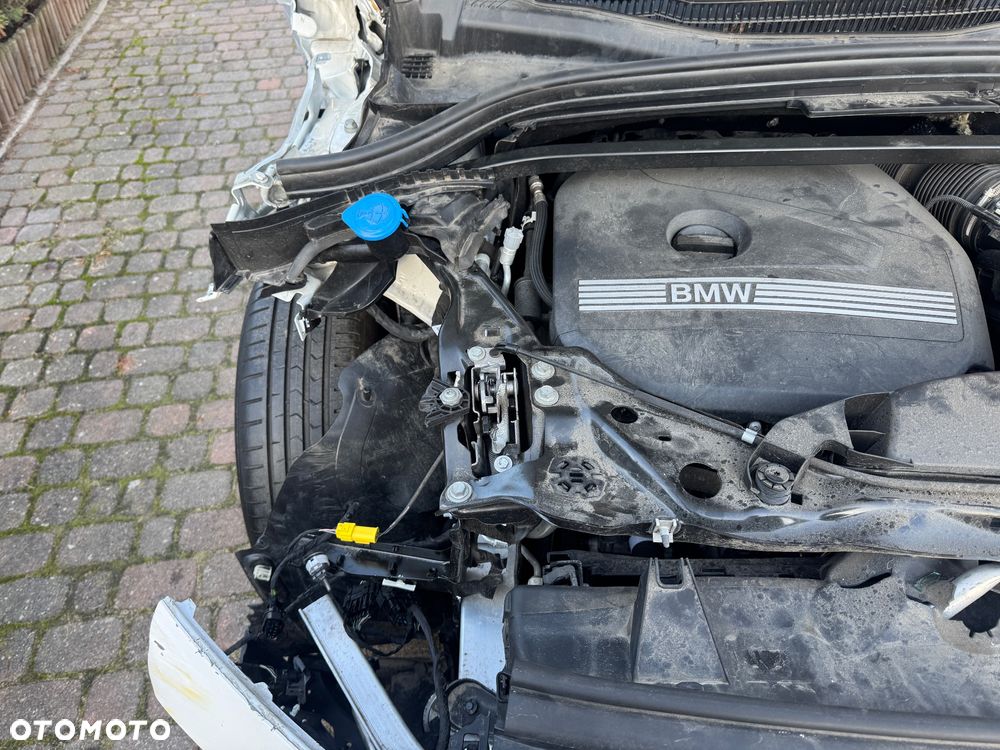 BMW X1 sDrive18i sport - 8