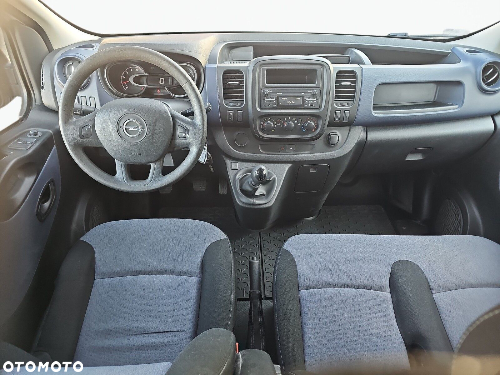 Opel Vivaro - 13