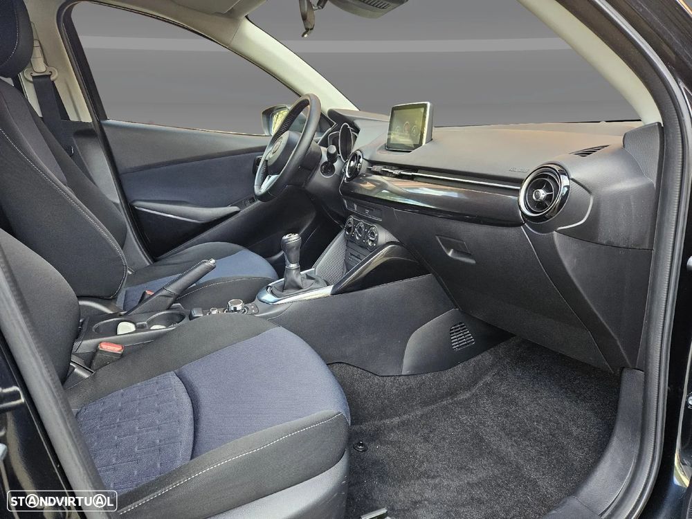 Mazda 2 1.5 Sky.Evolve Navi - 19