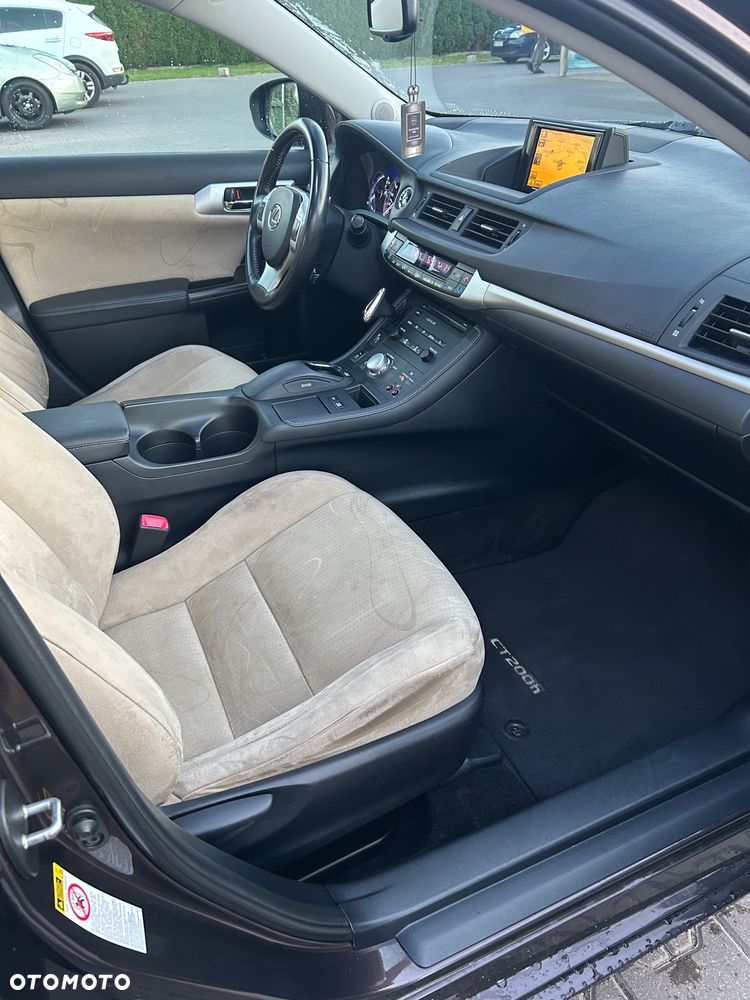Lexus CT 200h Elegance - 35