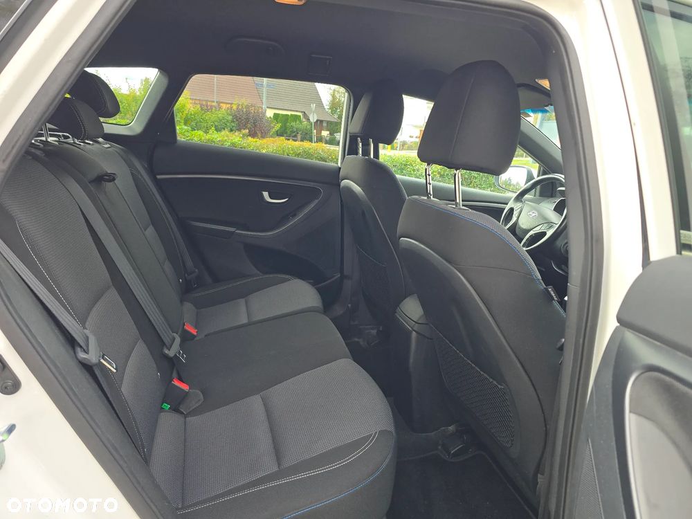 Hyundai i30 - 11