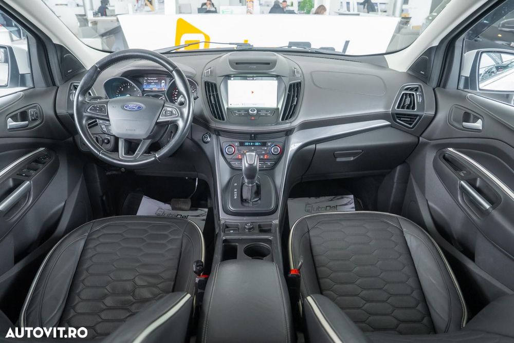 Ford Kuga 2.0 TDCi 4x4 Aut. Vignale - 17