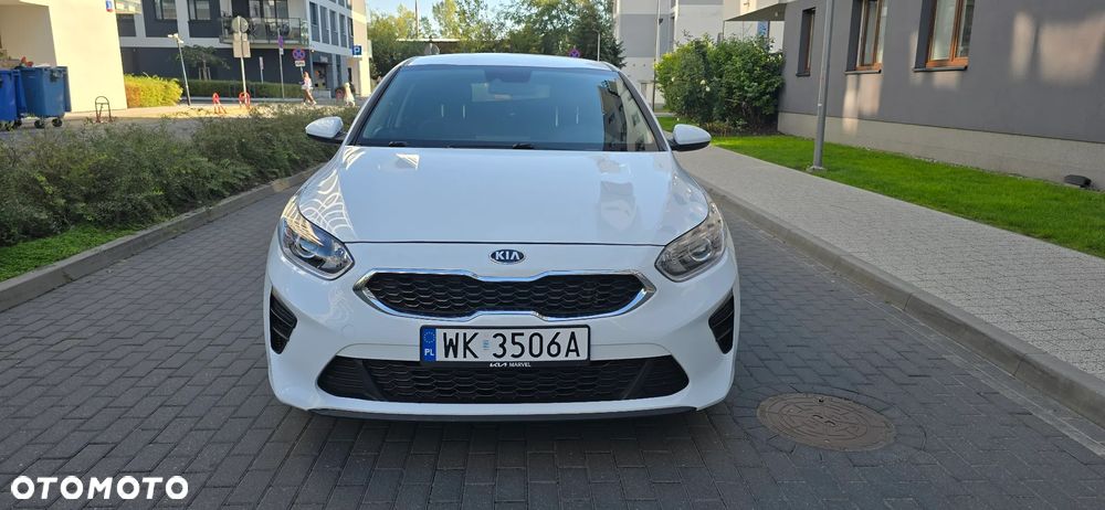 Kia Ceed - 14