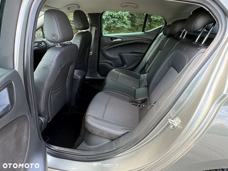 Opel Astra 1.4 Turbo Innovation - 20