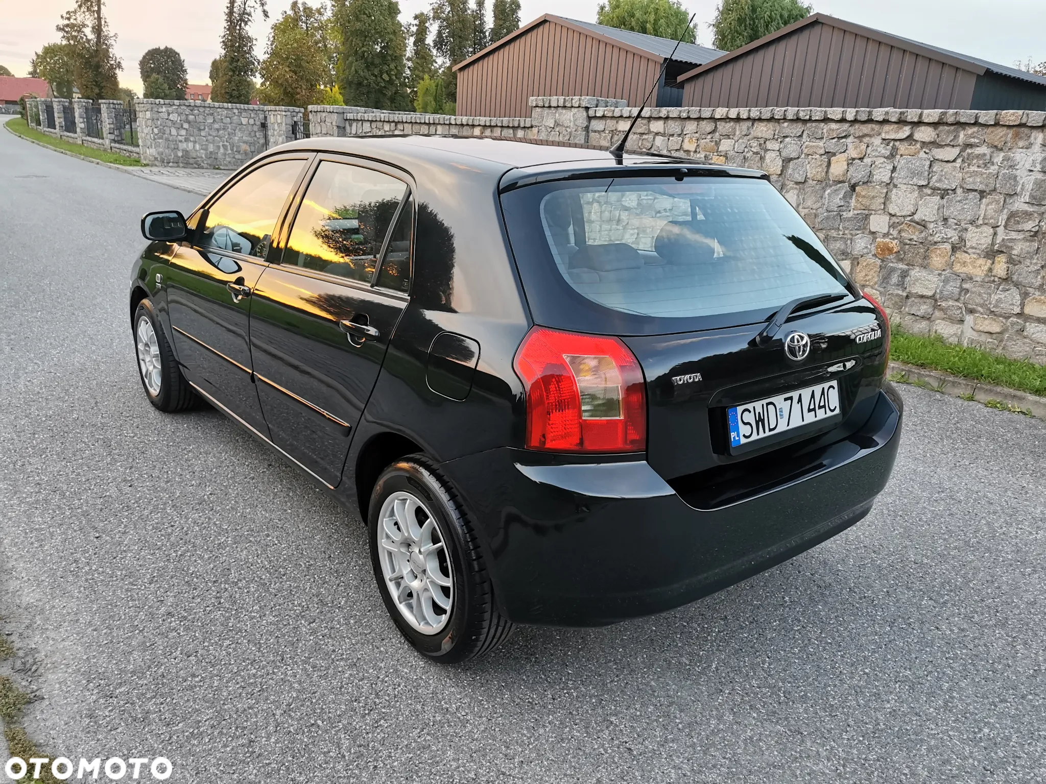 Toyota Corolla 1.6 VVT-i Sol - 13