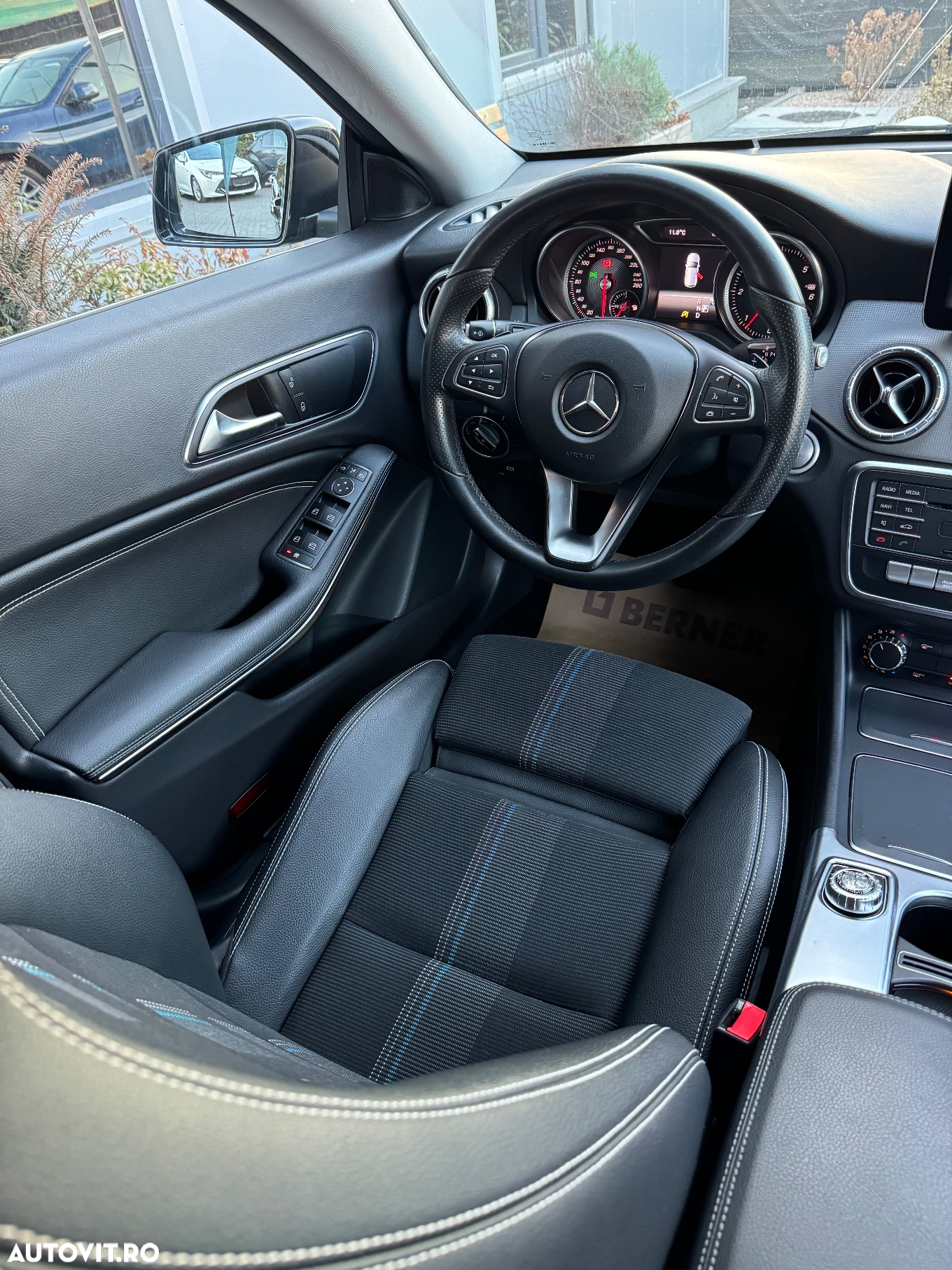 Mercedes-Benz CLA Shooting Brake 200 (CDI) d 7G-DCT - 14