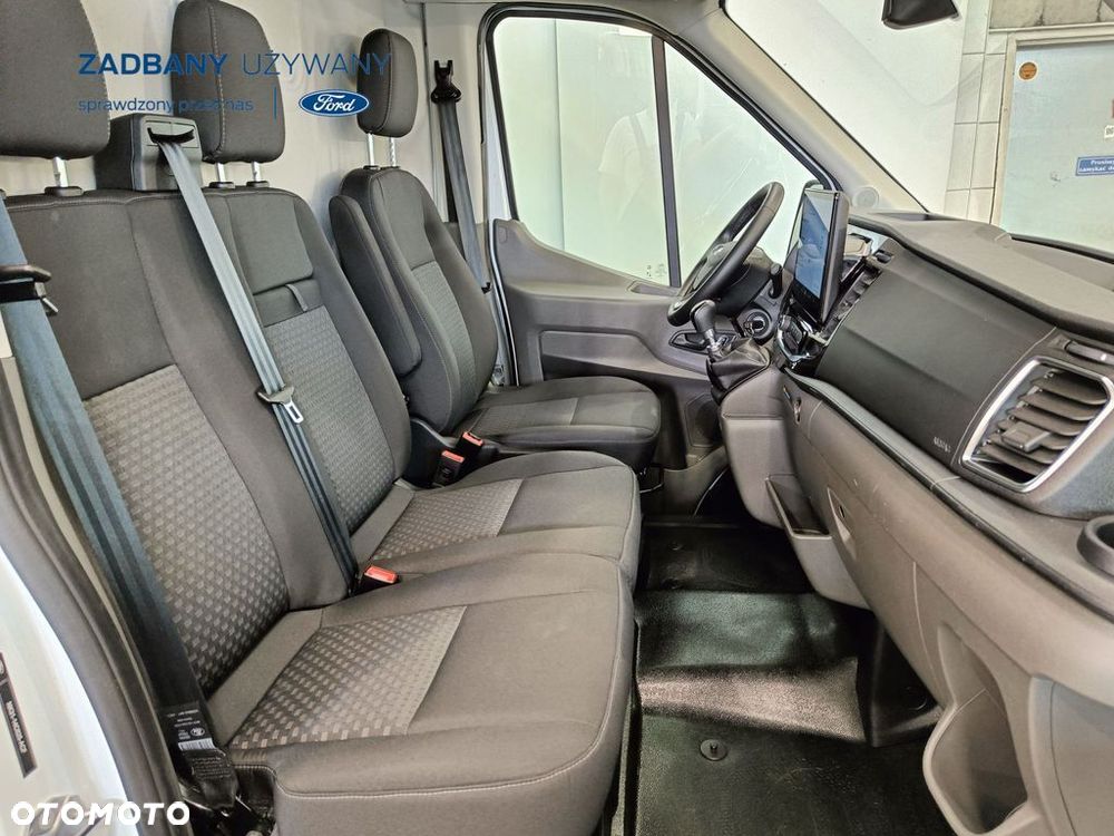 Ford Transit - 12