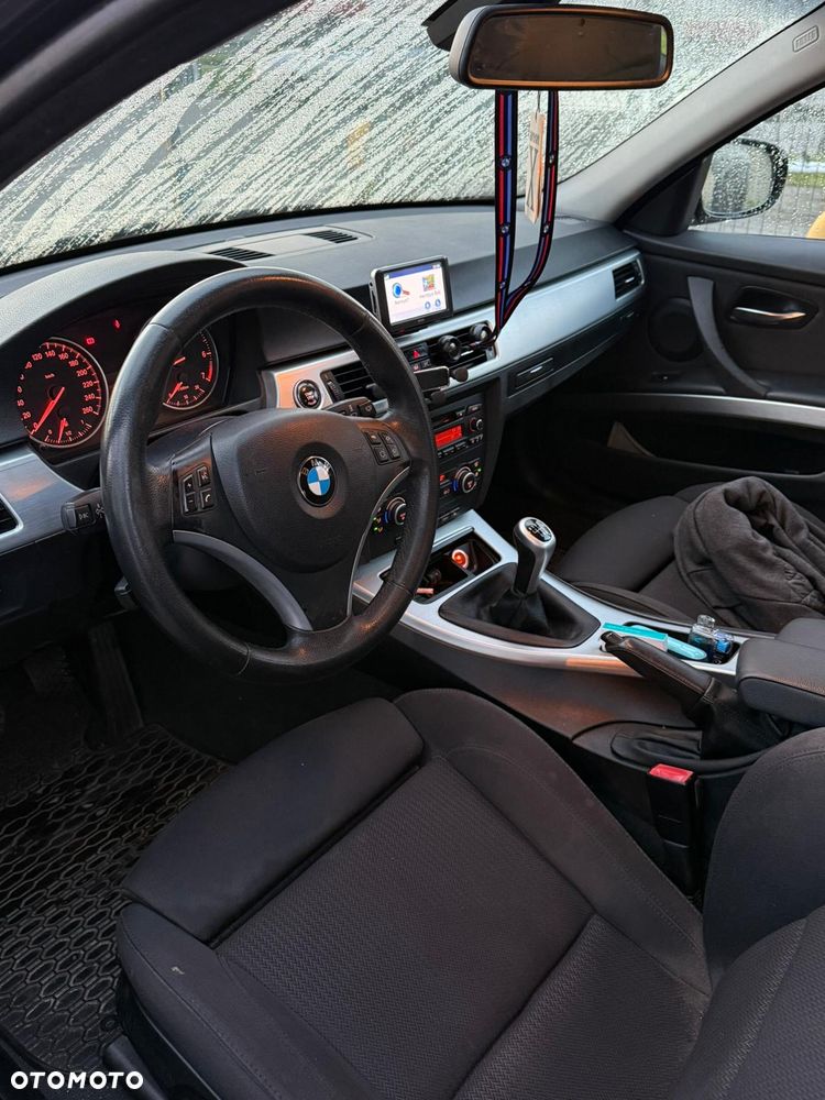 BMW Seria 3 - 11