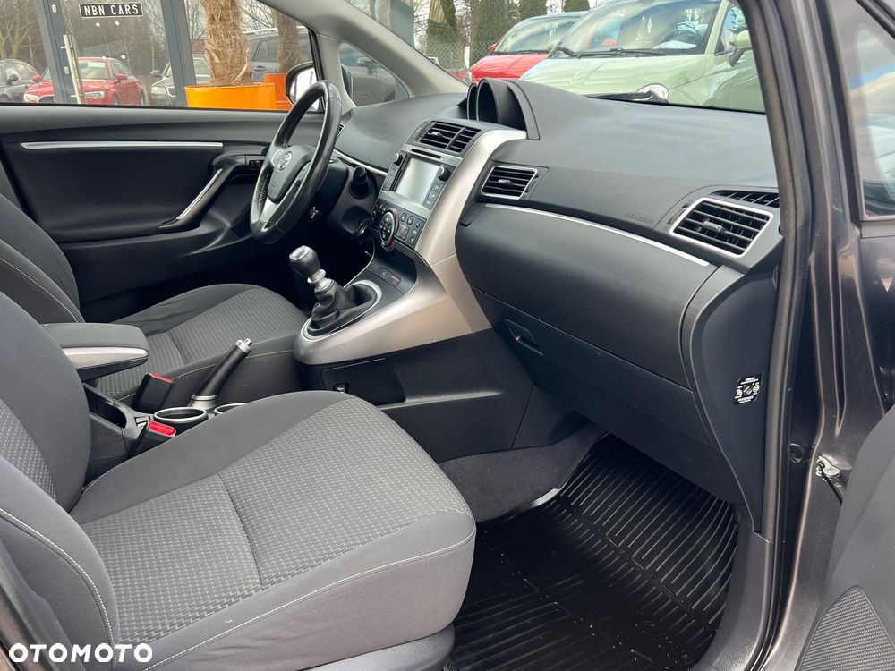 Toyota Verso 1.6 D-4D 7-Sitzer Start/Stop Edition S+ - 27