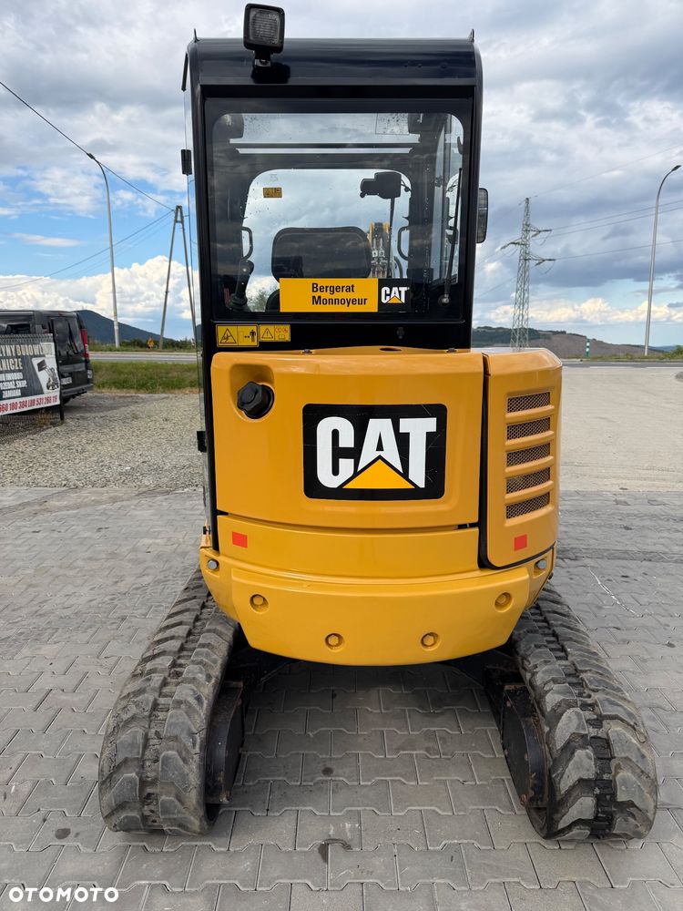 Caterpillar 302.7D - 2